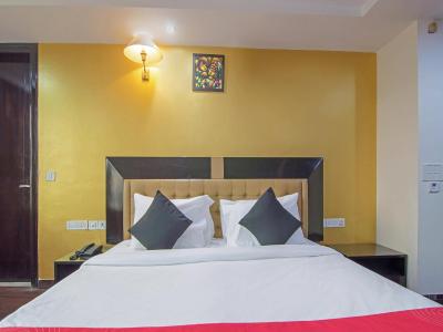 ادیشن او 30029 هتل بلو مون