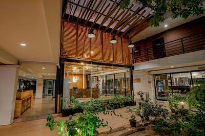 پیس لاند خاوسان