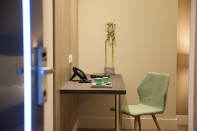 آتن پلاتینوم رومز اند سوئیتس