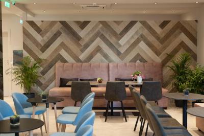 آتن پلاتینوم رومز اند سوئیتس