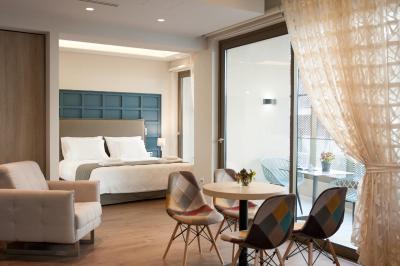 آتن پلاتینوم رومز اند سوئیتس