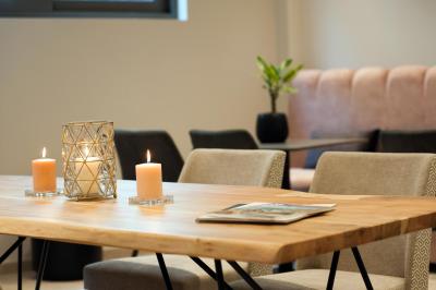 آتن پلاتینوم رومز اند سوئیتس