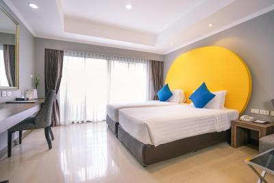 فوراما اکسکلوسیو سوخومویت