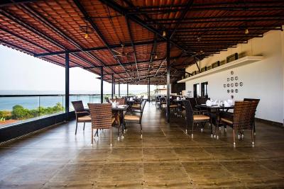 اسپان سوئیتز اند ویلاز