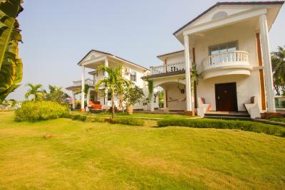 اسپان سوئیتز اند ویلاز