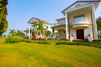 اسپان سوئیتز اند ویلاز