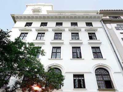 گورگئووز گئورج