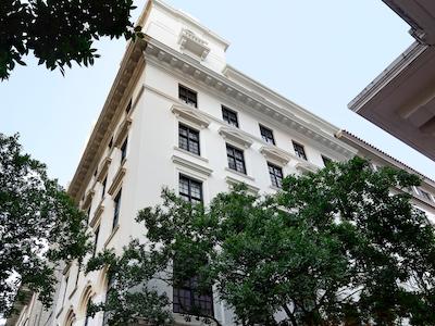 گورگئووز گئورج