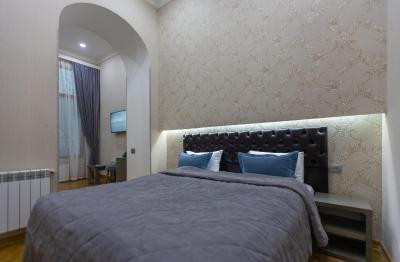 دنیز این سیتی هتل