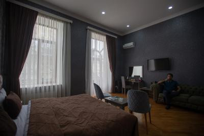 دنیز این سیتی هتل