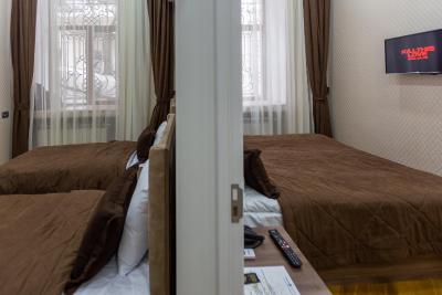 دنیز این سیتی هتل