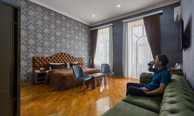 دنیز این سیتی هتل