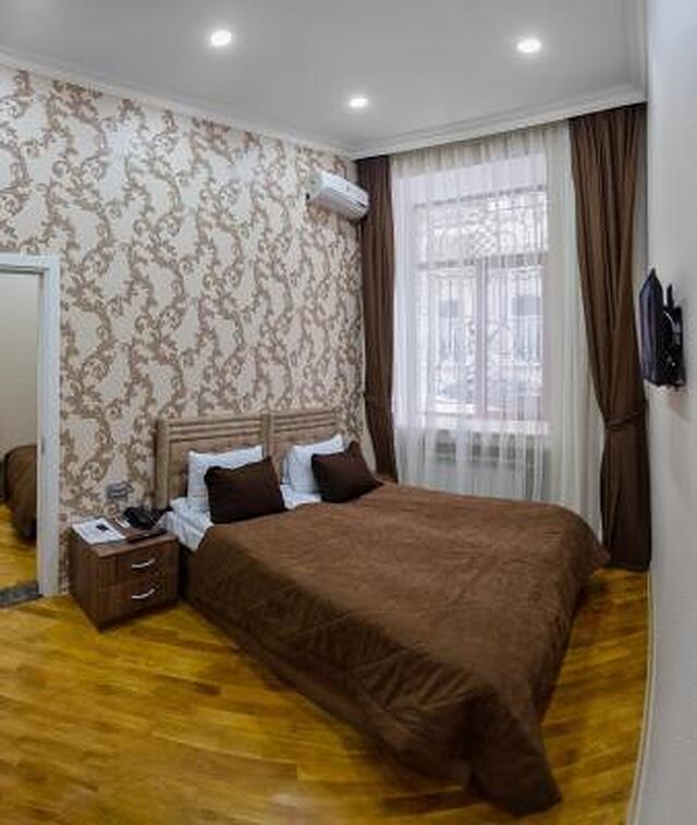 دنیز این سیتی هتل