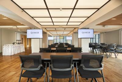 د کوارتر لادپراو بای یو اچ جی