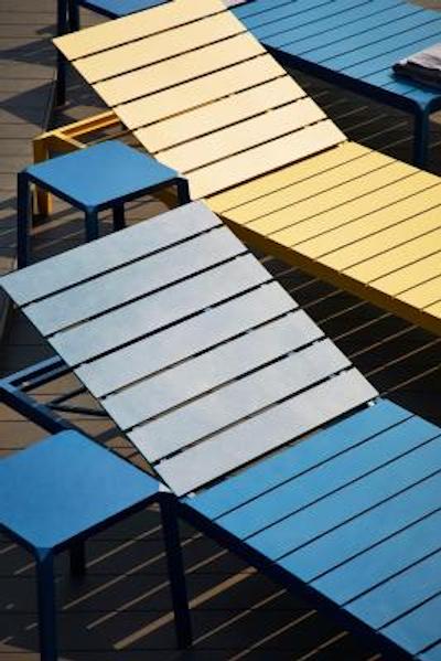 د کوارتر لادپراو بای یو اچ جی