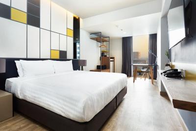 د کوارتر لادپراو بای یو اچ جی