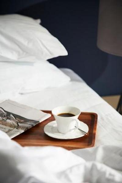 د کوارتر لادپراو بای یو اچ جی