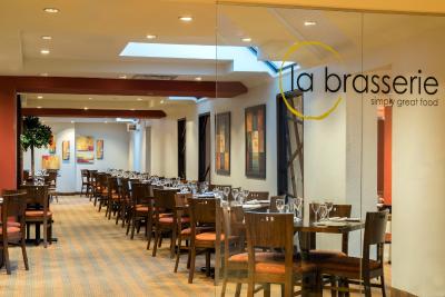 کرون پلازا ترنتو آیرپرت