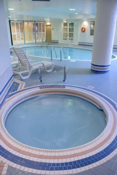 کرون پلازا ترنتو آیرپرت