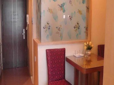 مدرن یونیورس بیزنس پلازا بای اینترنشنال سرویس اپارتمنت