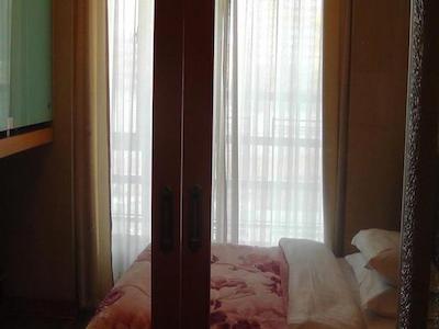 مدرن یونیورس بیزنس پلازا بای اینترنشنال سرویس اپارتمنت