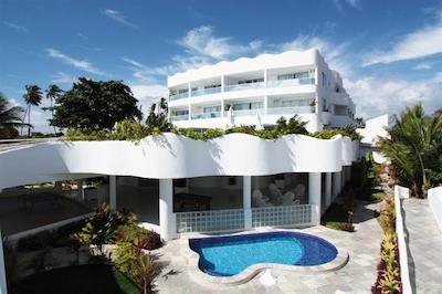 هتل کاسا بلانکا بوسینز اند اسپا