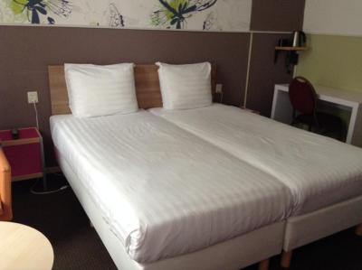 اادام ویلهلمینا