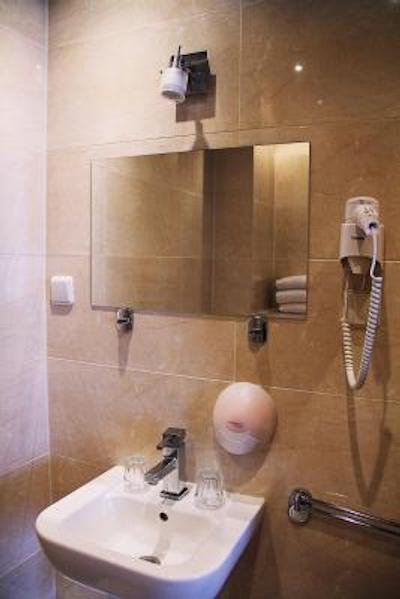 اادام ویلهلمینا