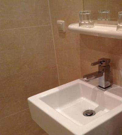 اادام ویلهلمینا