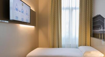 ب اند ب هتل رما پیترالاتا