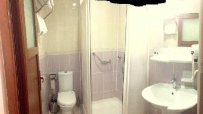 ماوی توانا هتل