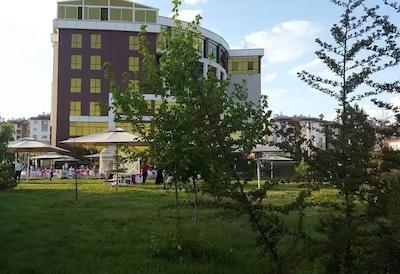 نوان سوئیت هتل