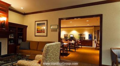 کانتری این اند سوئیتس گرگاون یودیوگ ویهار