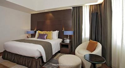 کانتری این اند سوئیتس گرگاون یودیوگ ویهار