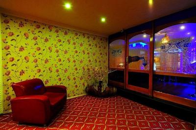 بویوک آزور اوتلی