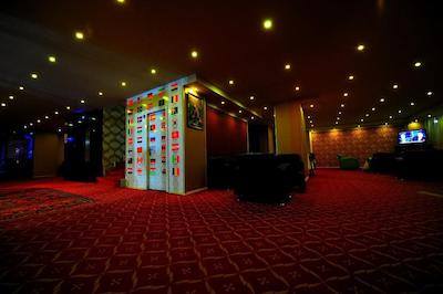 بویوک آزور اوتلی