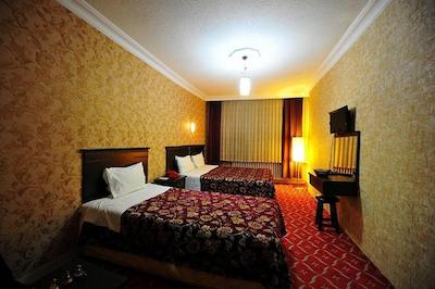 بویوک آزور اوتلی