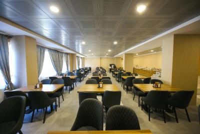 تات پالاس هتل