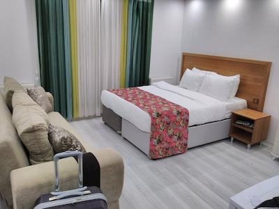 کورنر هتل وان