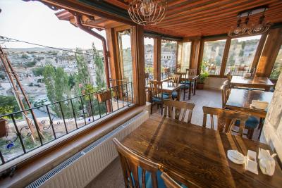 لونا کیو هتل