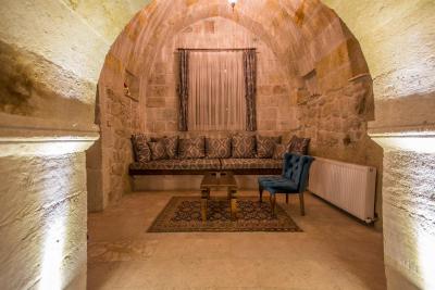 لونا کیو هتل