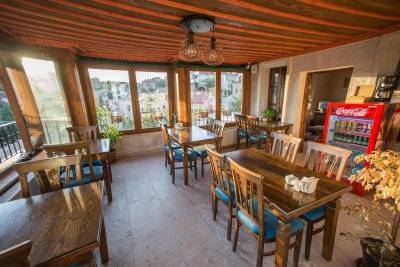 لونا کیو هتل