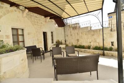 لونا کیو هتل