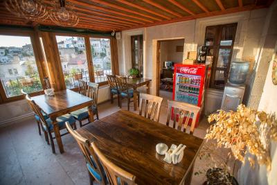 لونا کیو هتل