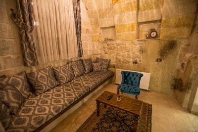 لونا کیو هتل