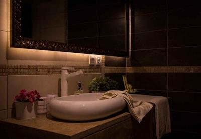 هتل رودکی شیراز