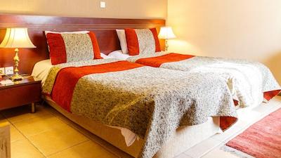 هتل رودکی شیراز