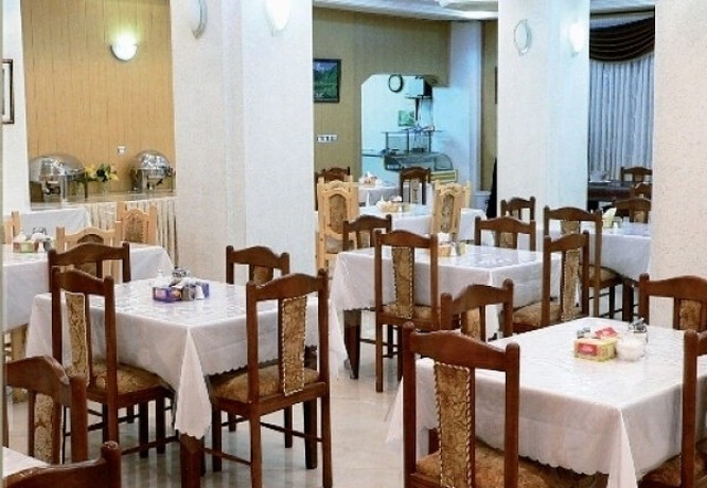 هتل صدرا تنکابن