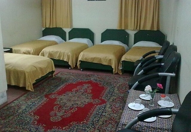 هتل ثلاثی