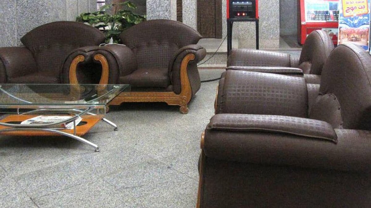 هتل آپارتمان تخت طاووس